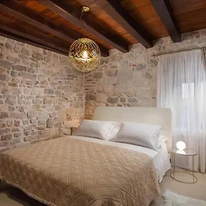 https://luxury-rooms-ma-de-dominis.splithotels.org