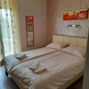https://rooms-zelic.in-istria.net